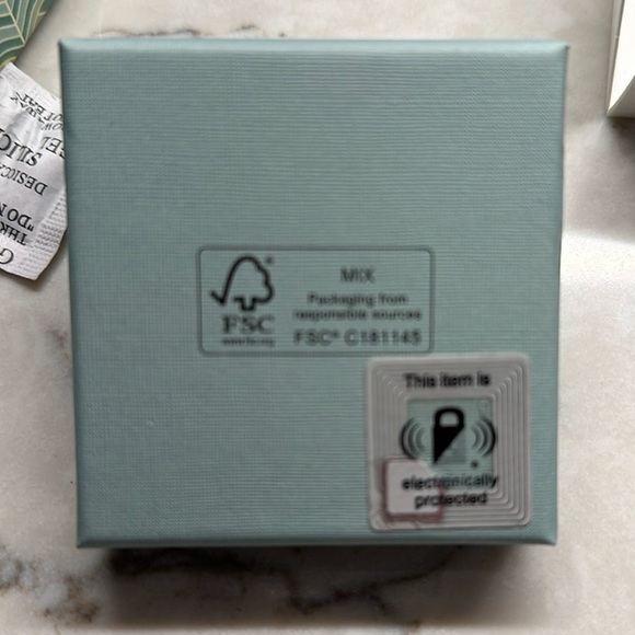 House of Harlow 1960 Glass Stone Earrings Bling Crescent Style New - Picture 4 of 5